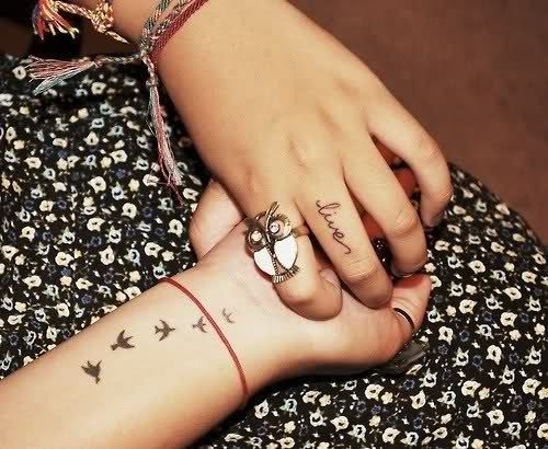 cute-wrist-tattoos