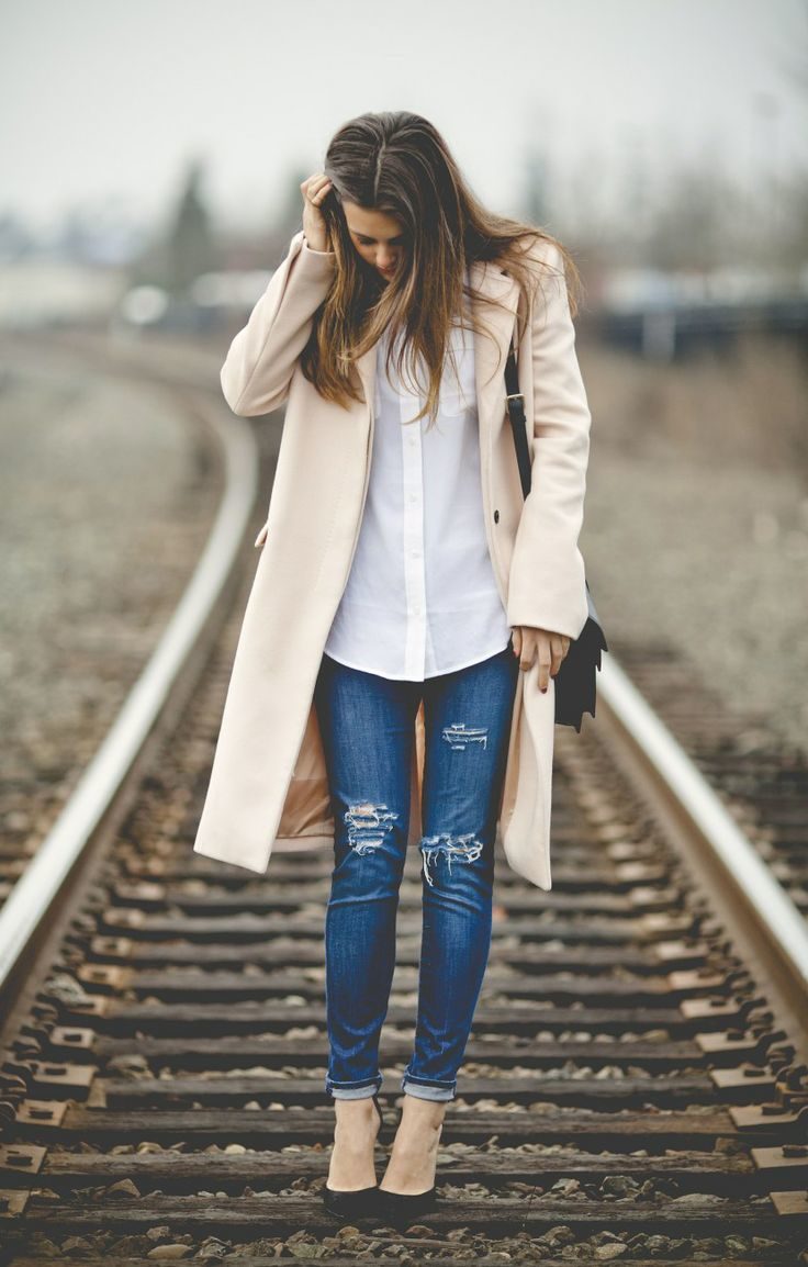 distressed-jeans-outfit-1