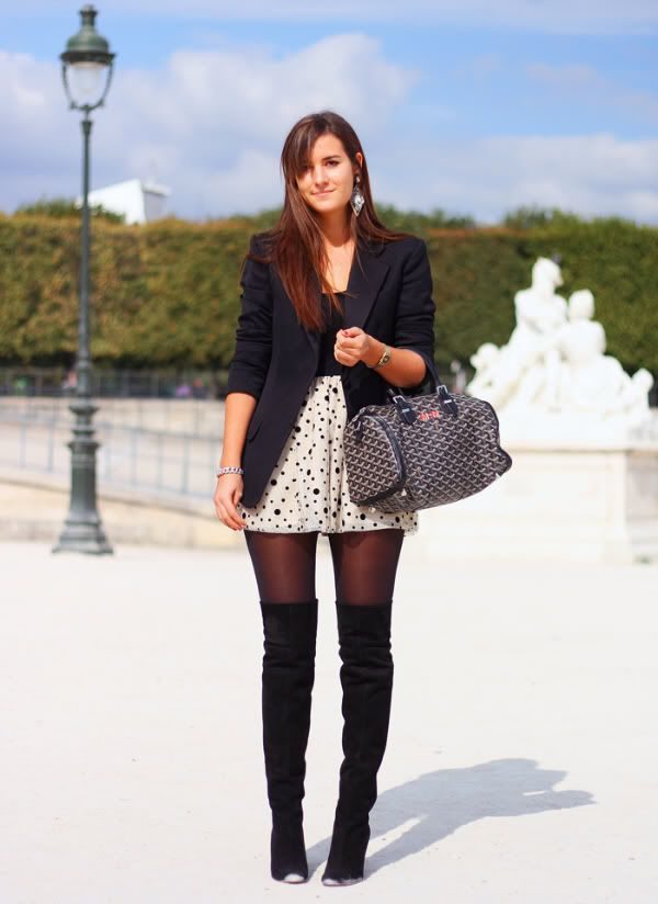 mini-skirt-and-boots