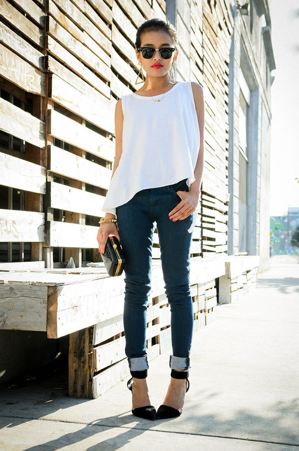 denim-jeans-and-white-top-and-heels