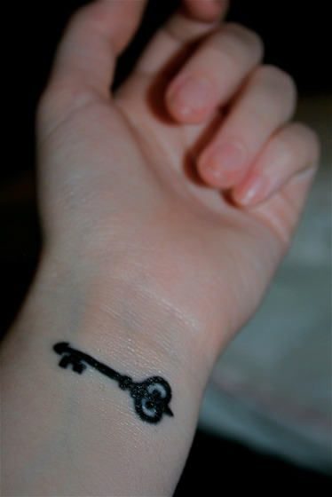 small-key-tattoo