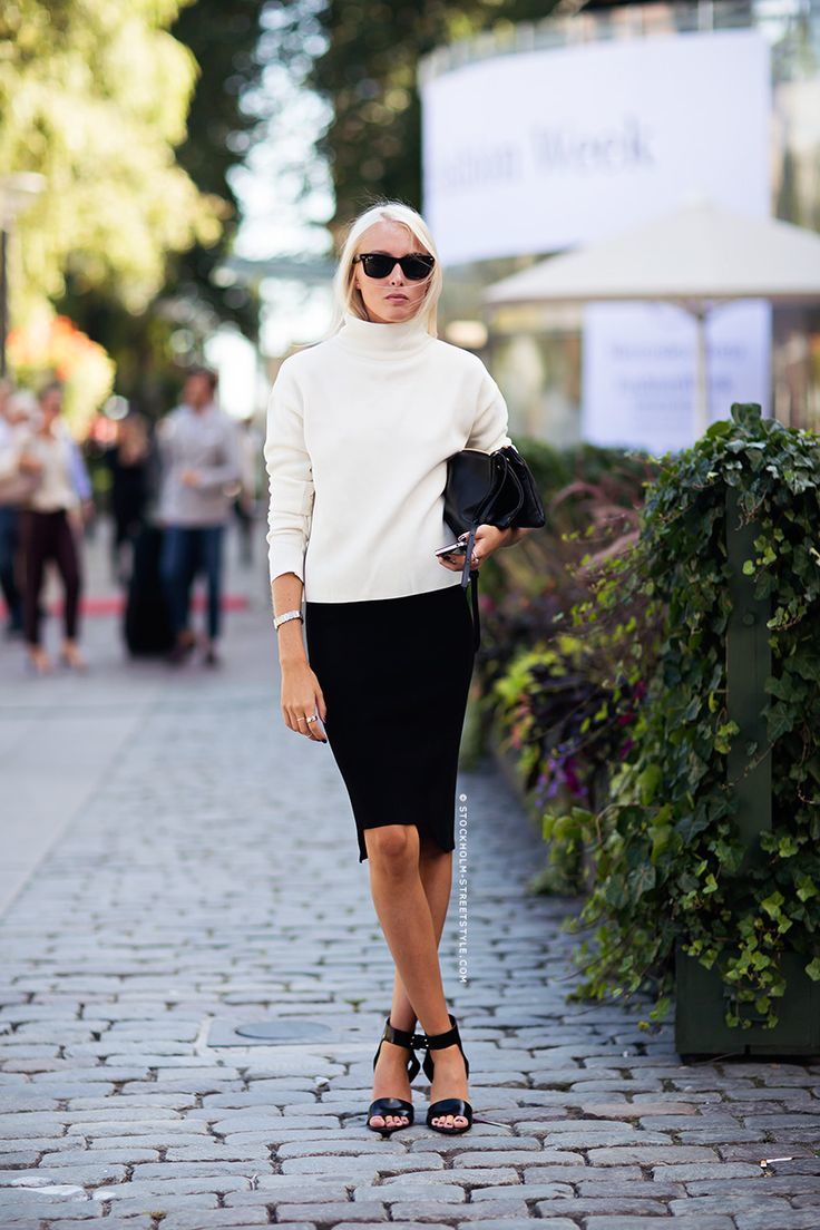 black-and-white-outfit-turtleneck-top