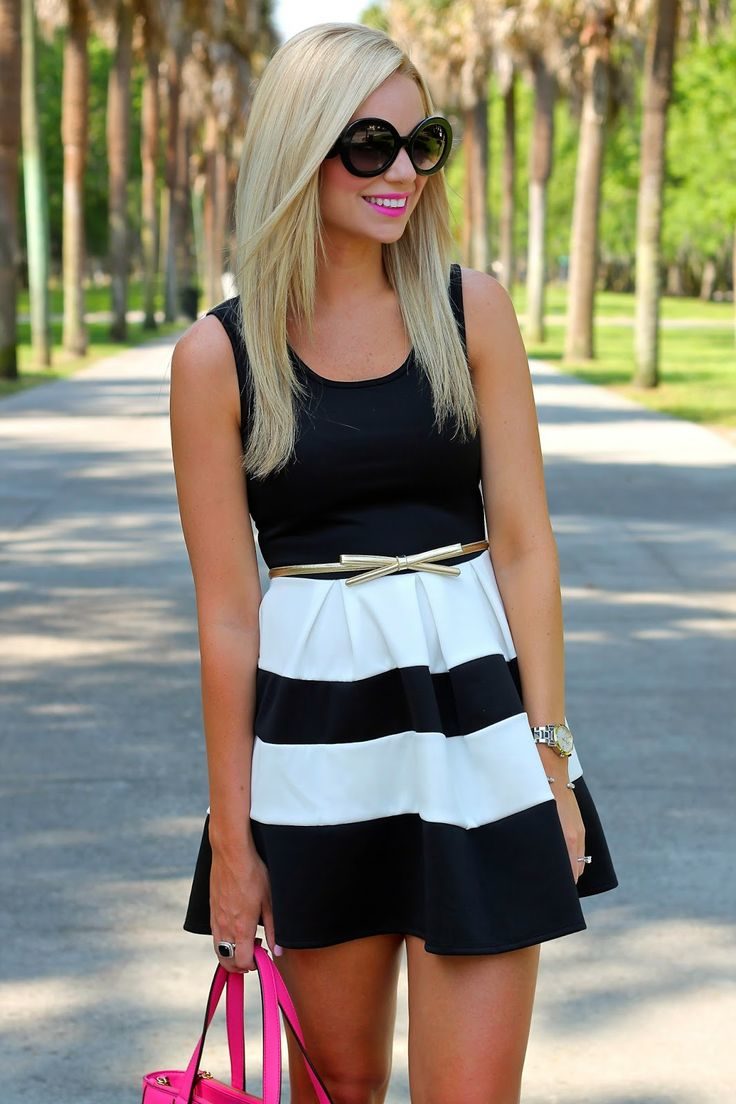 striped-dress-outfit