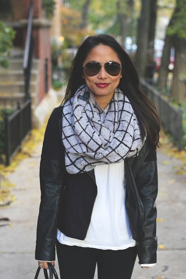 jacket-and-infinity-scarf-outfit