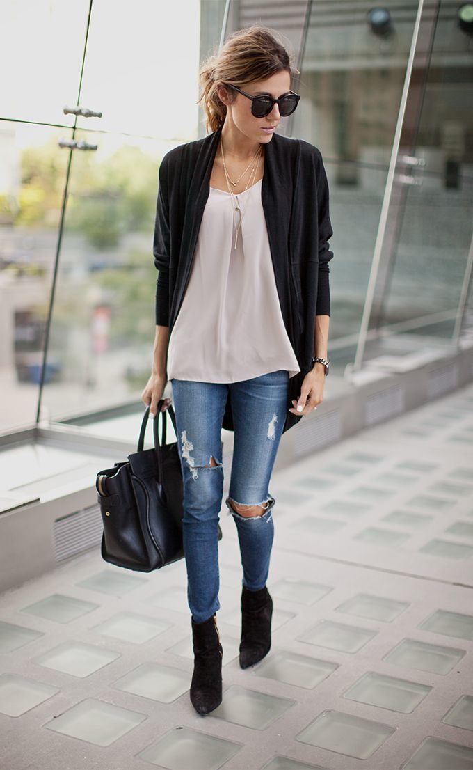black-cardigan-outfit