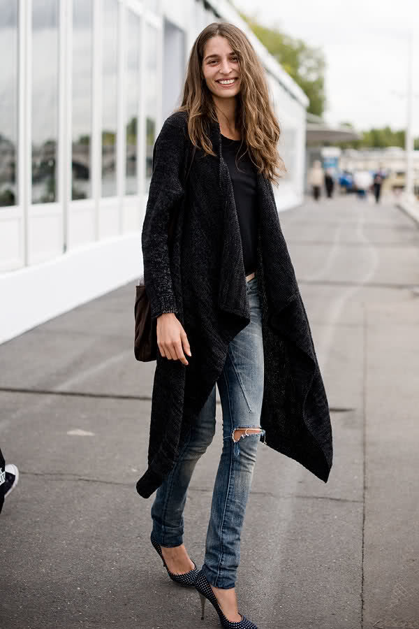 black-chunky-sweater-outfit