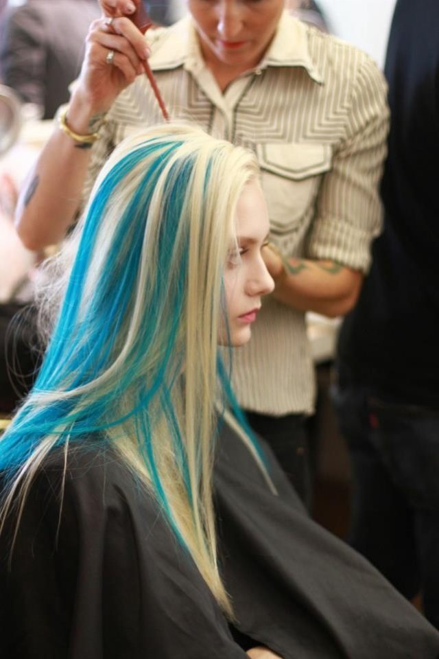 blue-highlights-on-blonde-hair