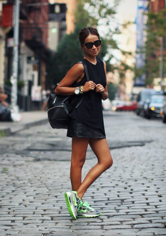 glow-green-sneaker-outfit