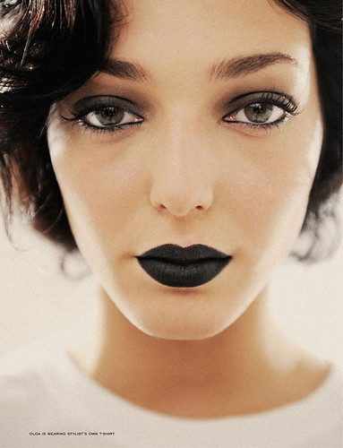 matte-black-lipstick1