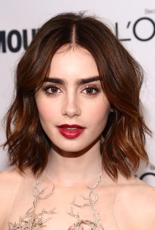 bold-brows-red-lips