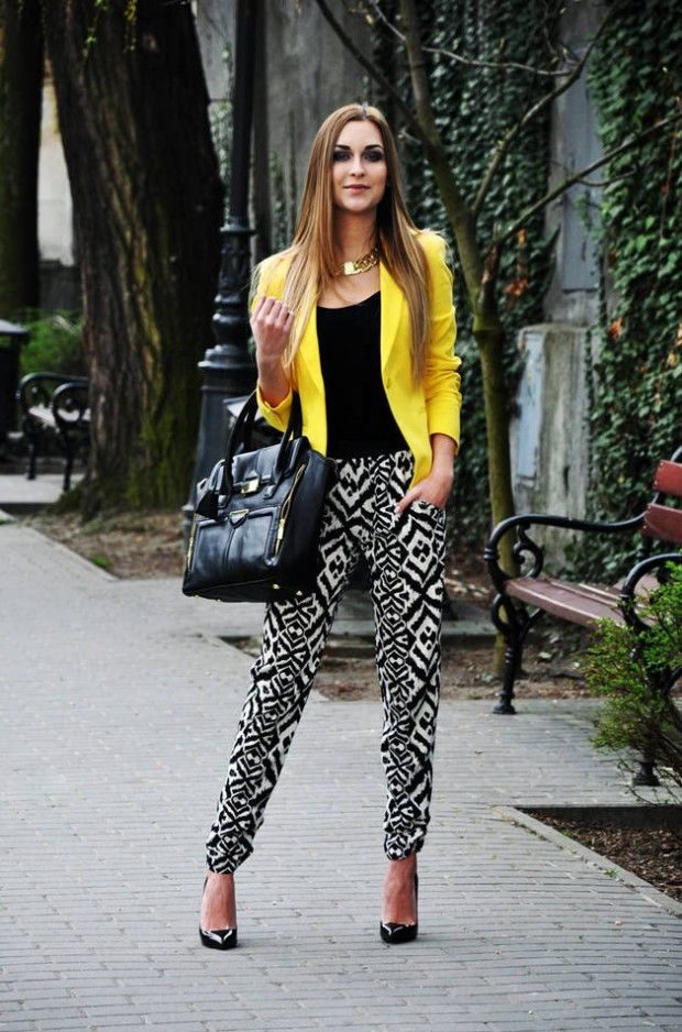 posh-black-and-yellow-outfit