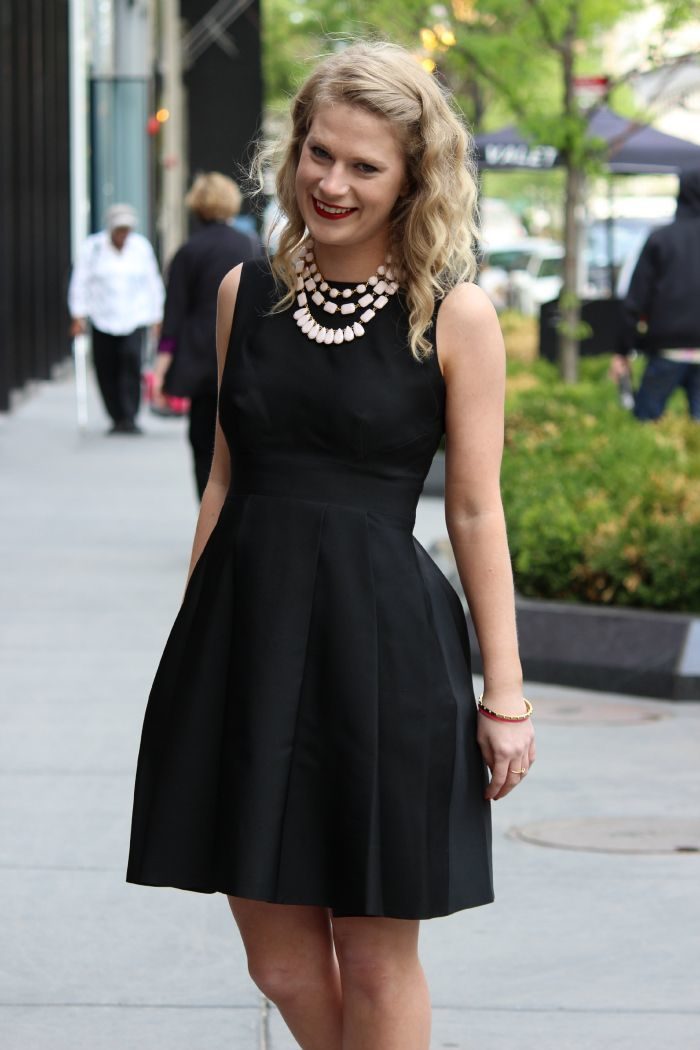 simple-lbd-outfit