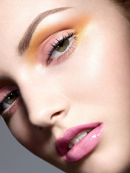 soft-pink-and-orange-eye-makeup