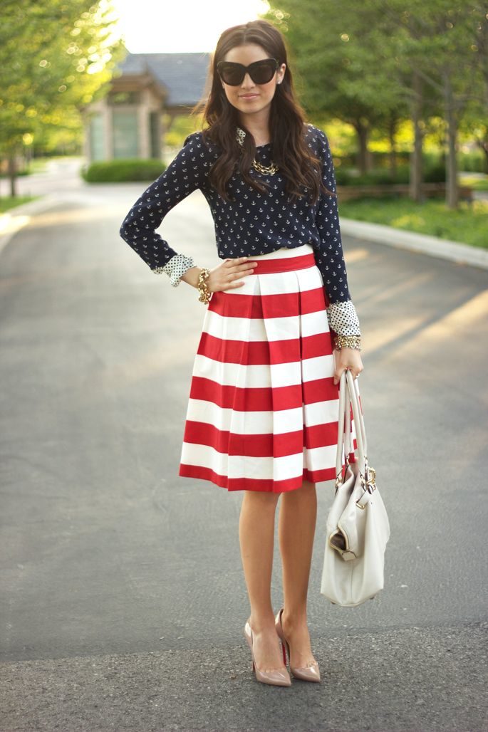 dressy-nautical-outfit