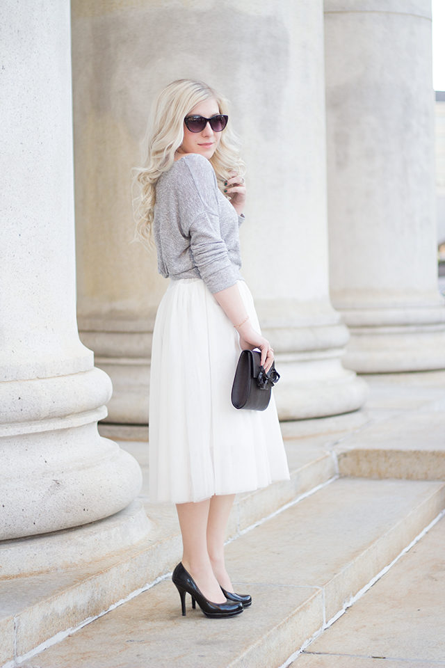 knitted-top-and-tulle-skirt-outfit-combos