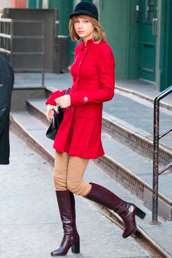 taylor-swift-equestrian-outfit