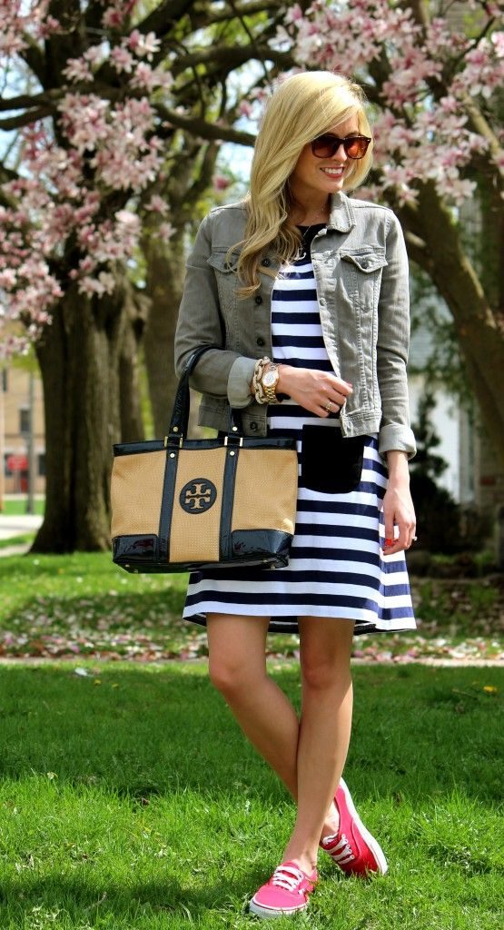 striped-dress-and-sneakers
