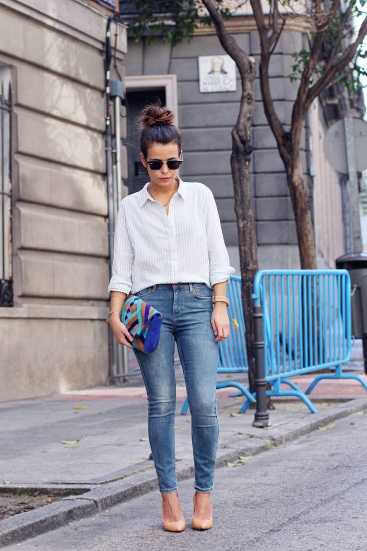 button-down-and-high-waist-jeans