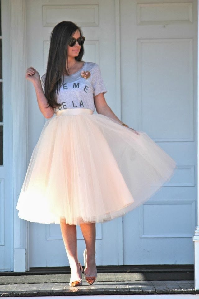 casual-outfit-with-tulle-skirt