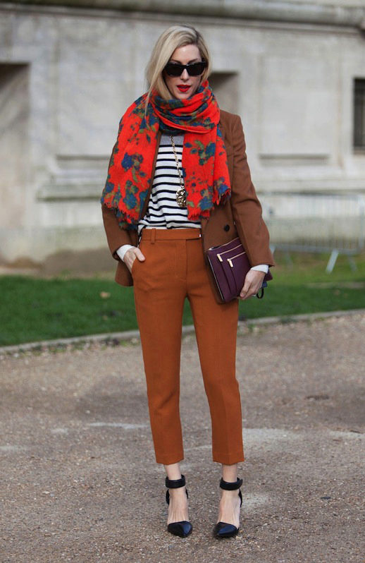 retro-floral-scarf-in-modern-outfit