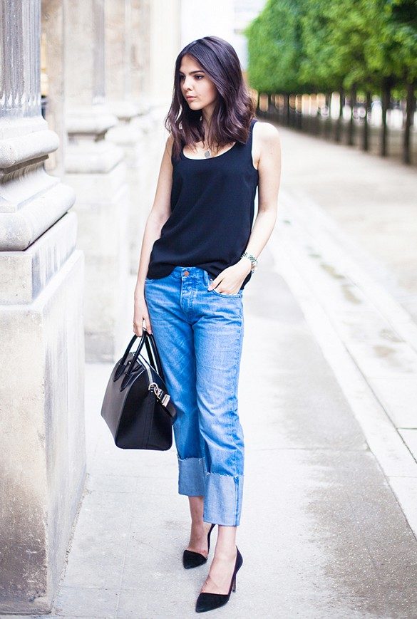 tank-top-and-jeans