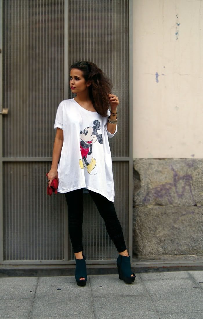 vintage-mickey-mouse-shirt