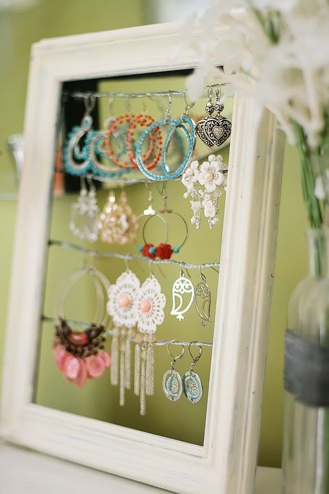 diy-jewelry-organizer-for-earrings
