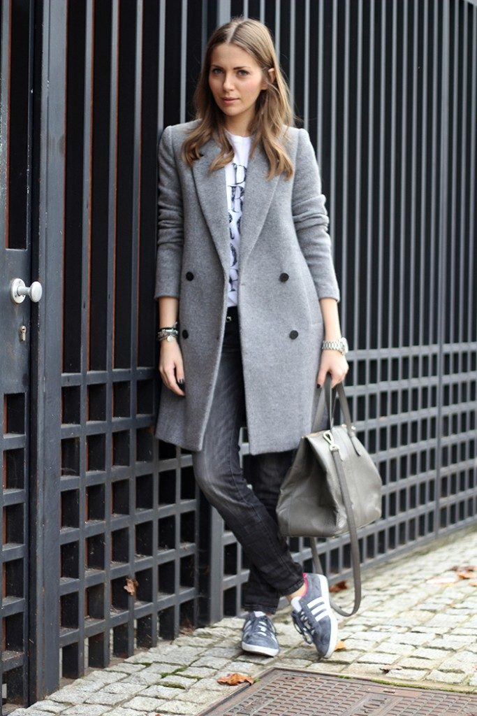 gray-trench-coat-athleisure-outfit-683x1024-1