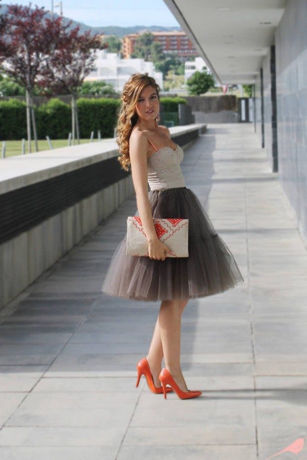 gray-tulle-skirt-romantic-outfit