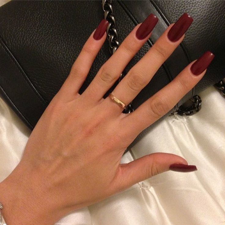 long-berry-nails