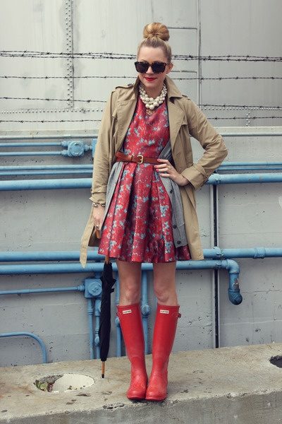 rain-boots-and-dress