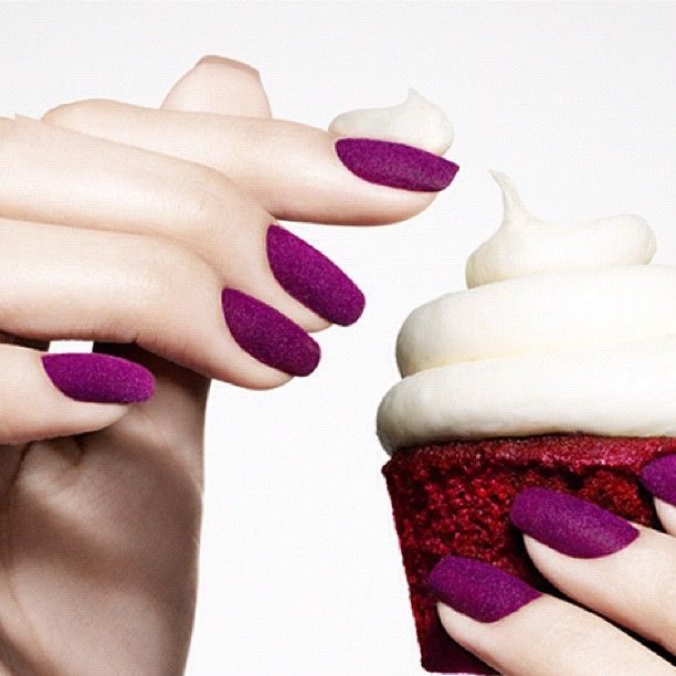 velvet-berry-nails