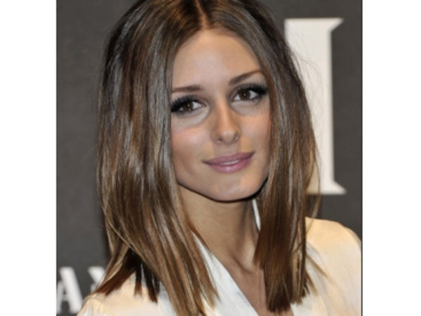 straight-hairstyle-for-medium-length-hair