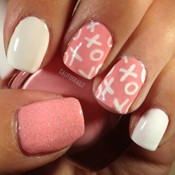 xoxo-pink-and-white
