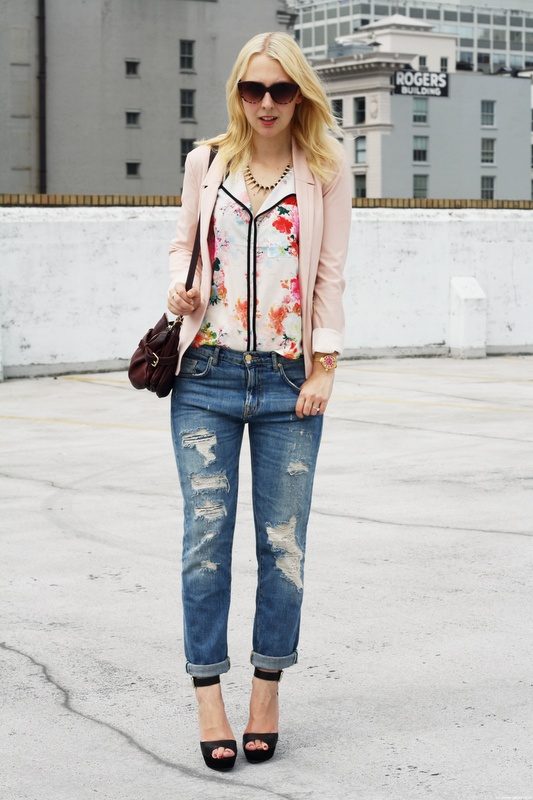distressed-jeans-outfit-3