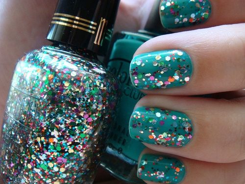 easy-glittery-nail-art