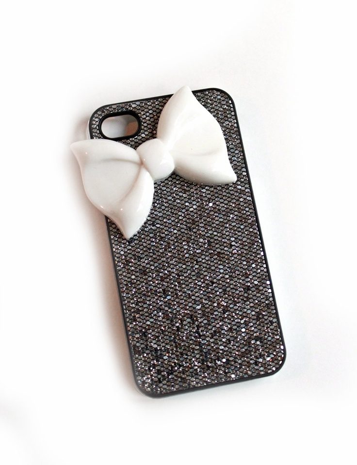 phone-case-gray-with-white-bow-1