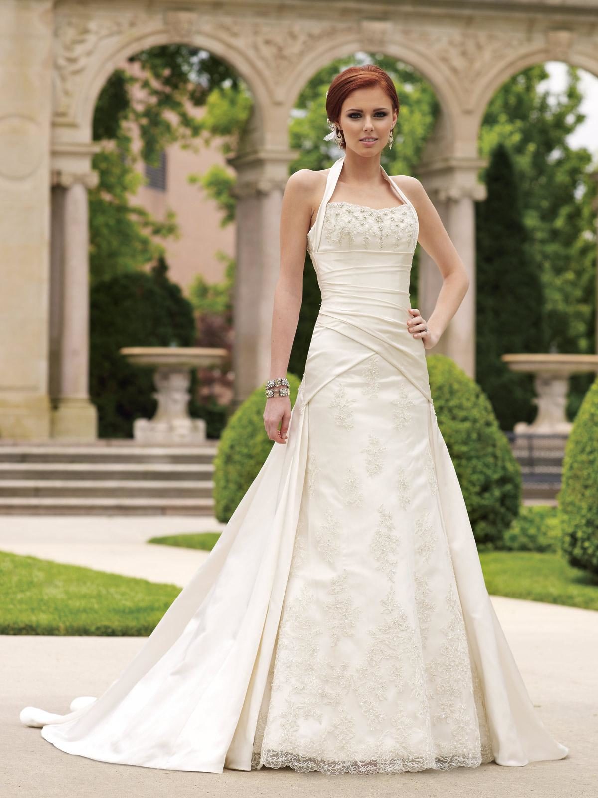 silhouette-ivory-wedding-dress